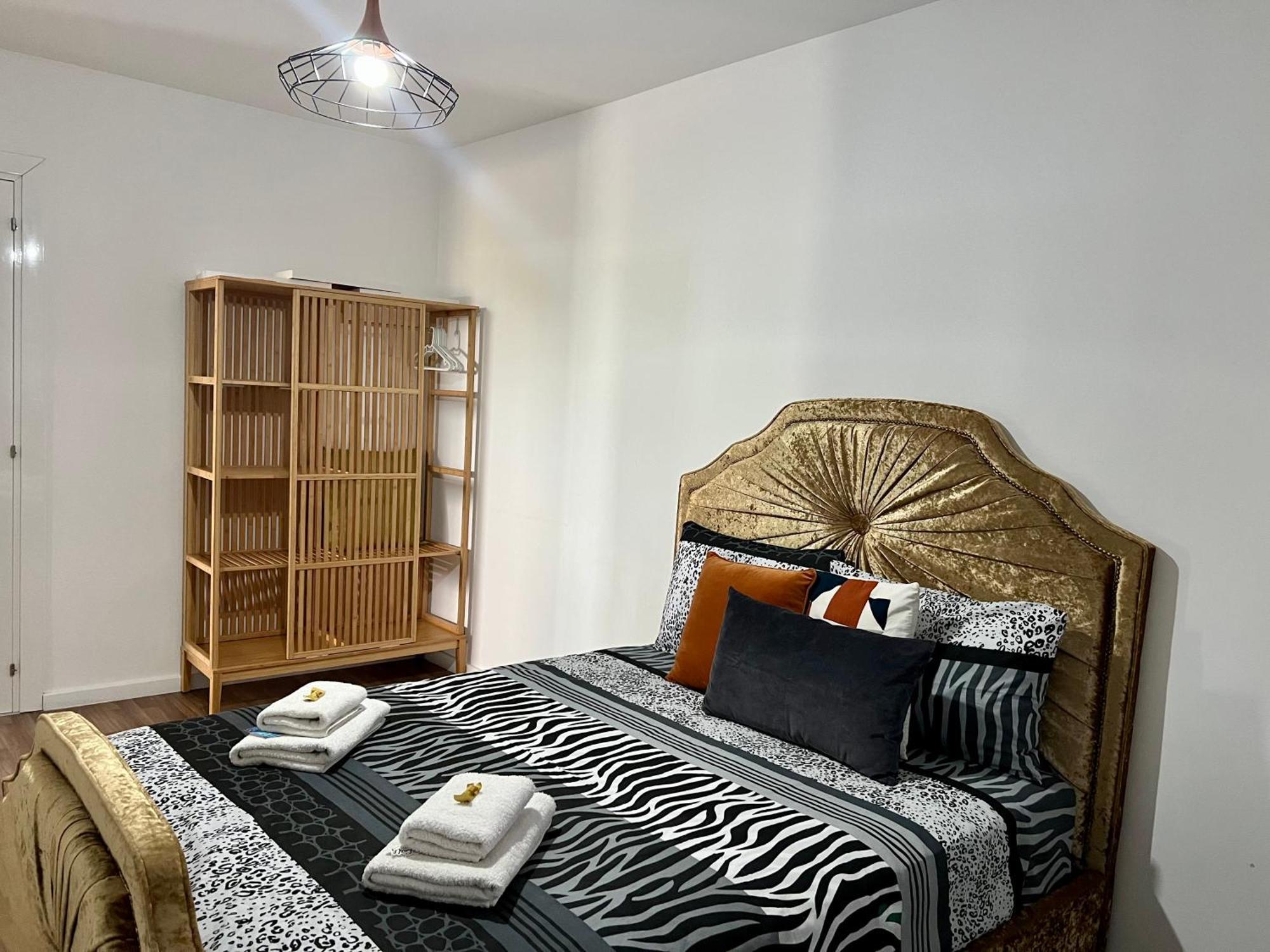 Fat Cow Apartments Larnaca Exterior photo